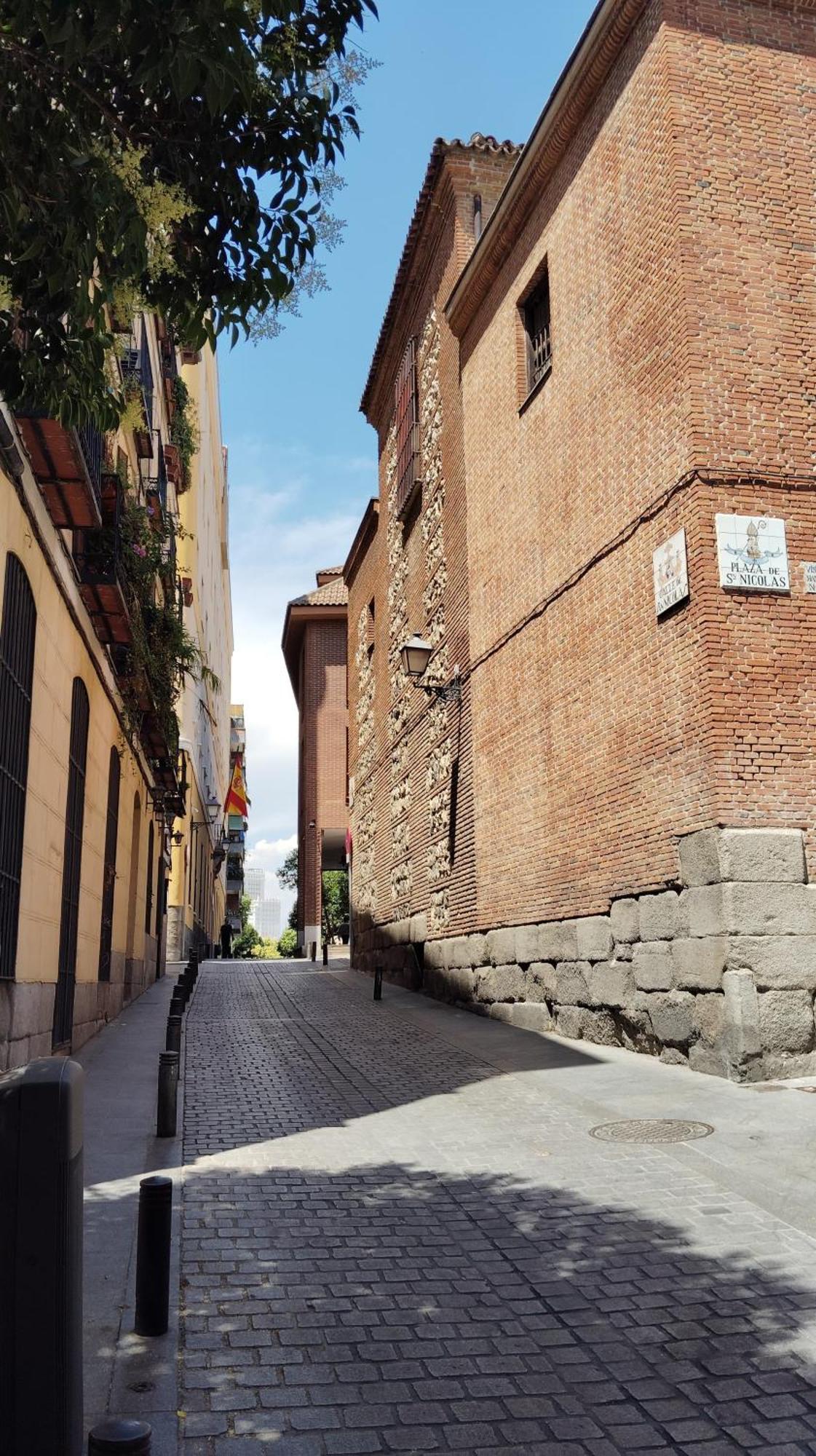 Centrico Apartamento Con Patio Madrid Exteriör bild